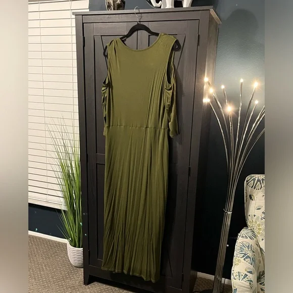 Plus size Kate & Mallory maxi dress - Picture 5 of 7